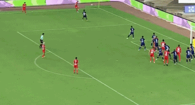 判介入判罚, 球还是在 判介入判罚, 球还是在